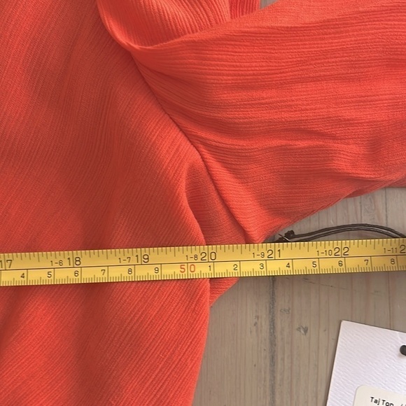 Bailey 44 Taj Long Sleeve Crinkle Texture Front Tie Cut Out Top Orange L - Picture 6 of 11